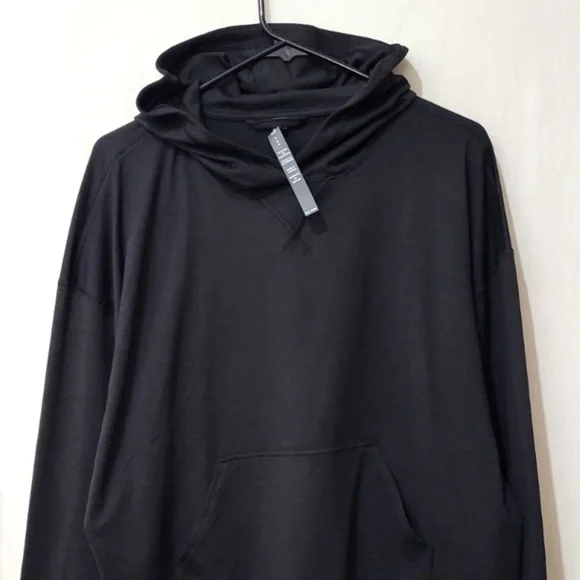 Unworn Vuori Women's Sweatshirt Halo Modern Pullover Hoodie in Black - Picture 5 of 11